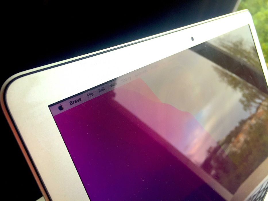 MacBook Air 13” (2017) – 128GB – funciona bem