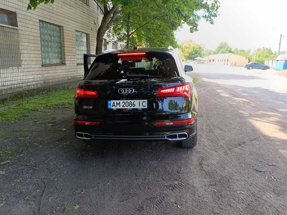 продам Audi Sq5 Premium Plus
