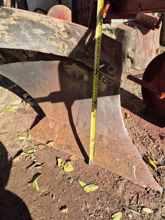 Плуг мінітрактора 1-50