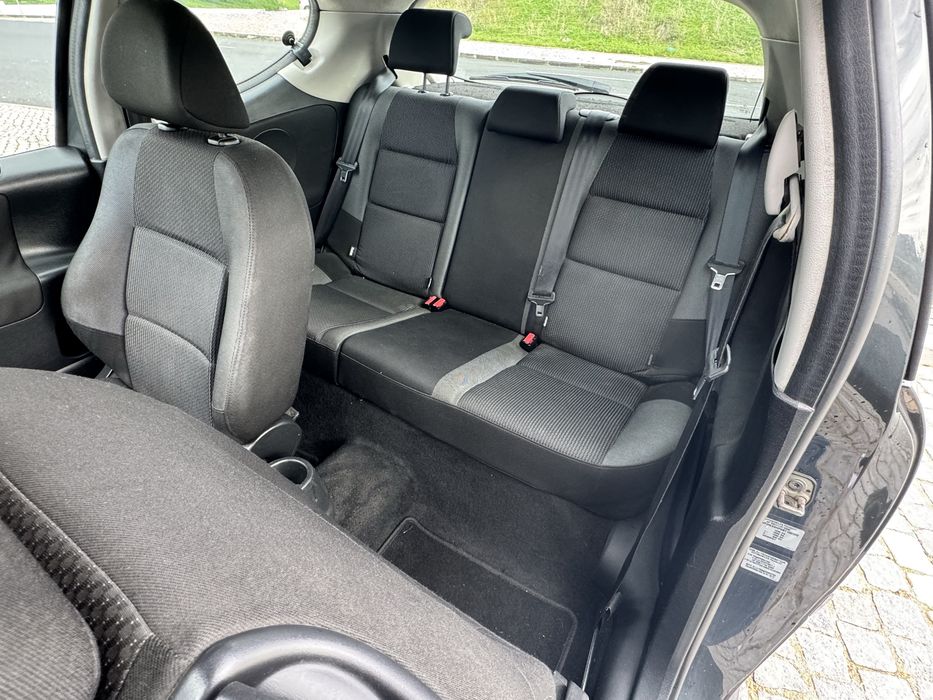 Peugeot 207 1.6 HDi 5 Lugares