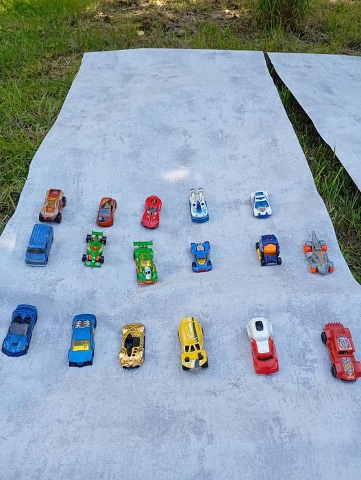Autka Hot Wheels