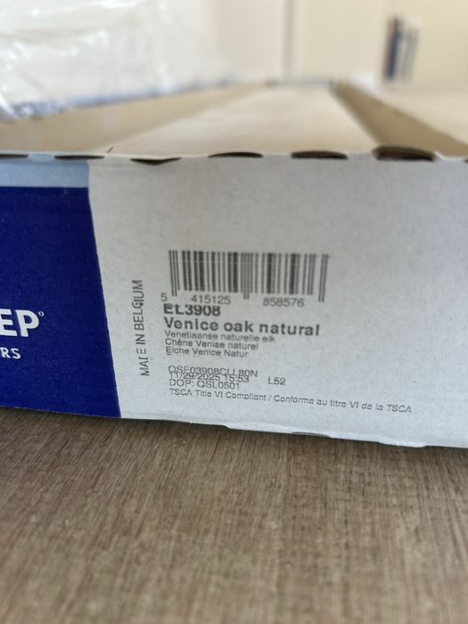 Panele Quick Step Dąb Wenecja Naturalny Eligna