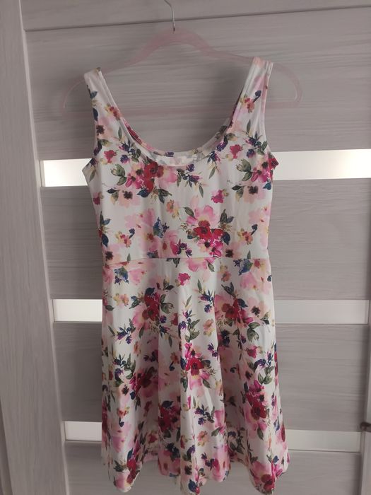 Sukienka damska w kwiaty hit viral style new hot Basic must have retro vintage premium Boho h&m