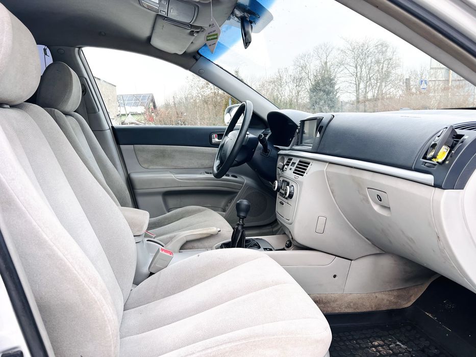 Hyundai Sonata 2.4 inst GAZ LPG, Podgrzewane Fotele, Klimatyzacja, Hak