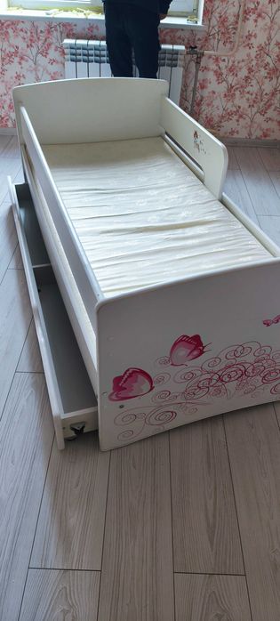 Дитяче ліжко  б/у в хорошому стані