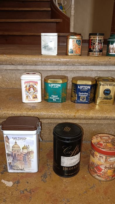 Latas de chá vintage