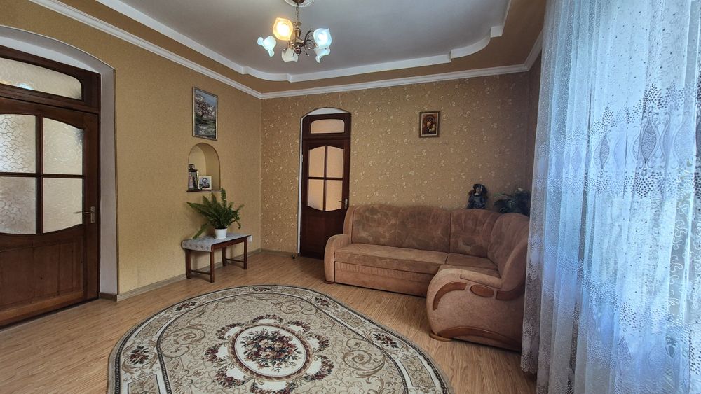 )( Продаж  3-К квартири з Автономним газовим опаленням