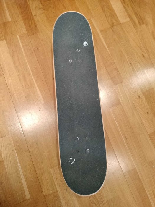 Skate Element bom estado