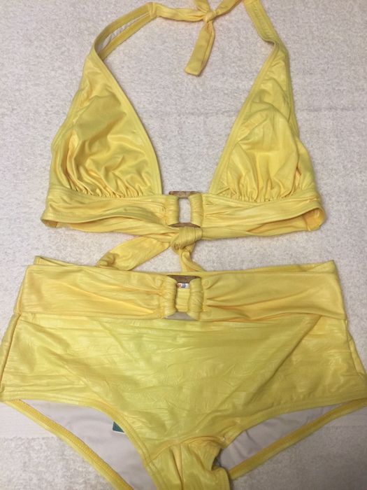 NOWE stroje kąpielowe na „C”