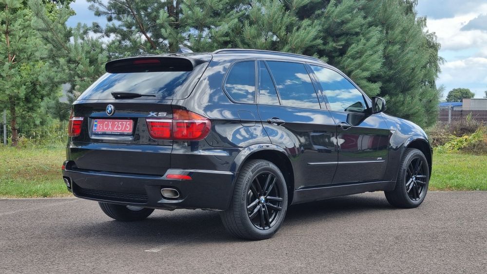 Bmw X5 - M sport 3.0tdi avtomat 8st 2012p