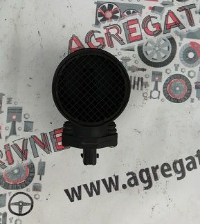 Корпус повітряного фільтра Расходомер Fiat Doblo 1.3 Mjtd 1.9 d jtd