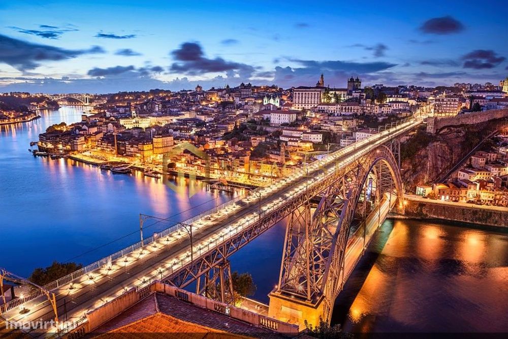 Terrenos no Porto e Gaia para construção em Altura