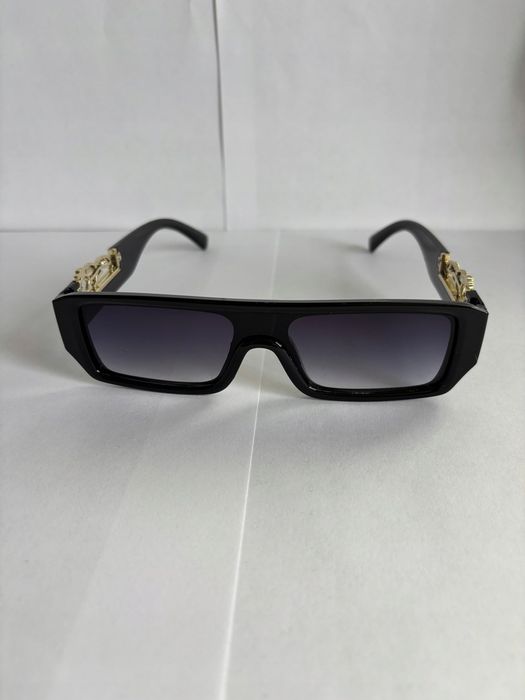 Eleganckie Okulary przeciwsłoneczne Jaguar Luksusowe Czarne