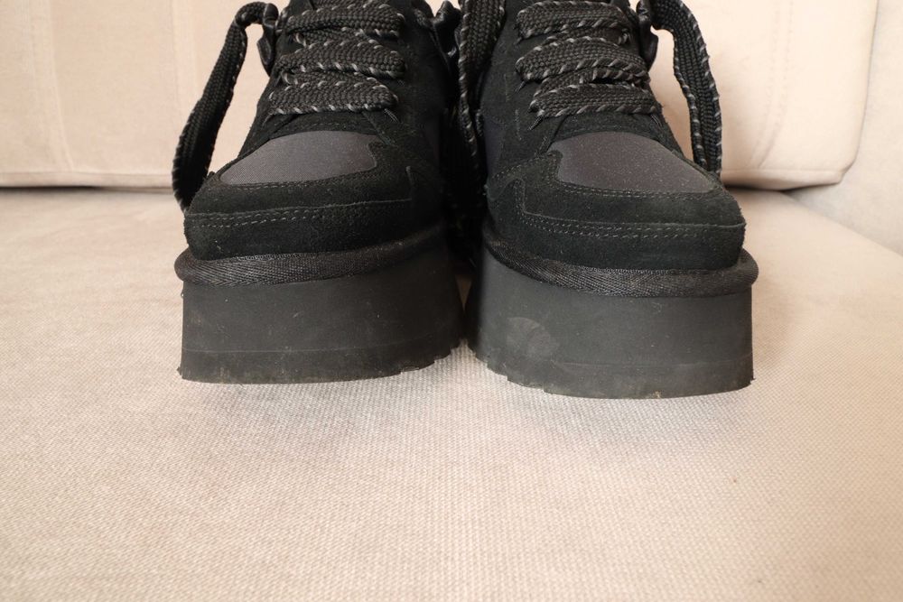 Skórzane sneakersy UGG Astromel 41