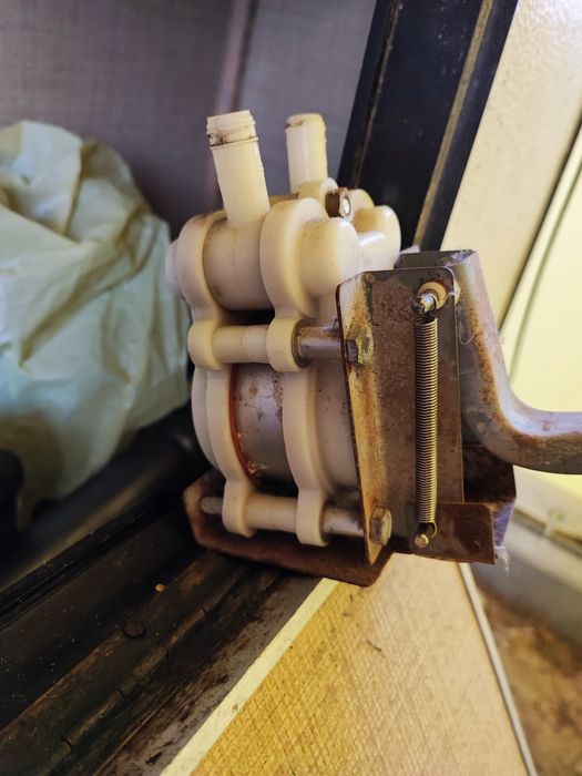 Bomba de água manual de pé