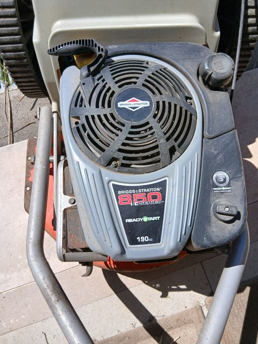 Roçadora de rodas, Briggs & Stratton  Super51 850 IC 190 cc