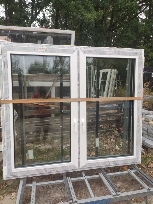 Okno nowe Salamander