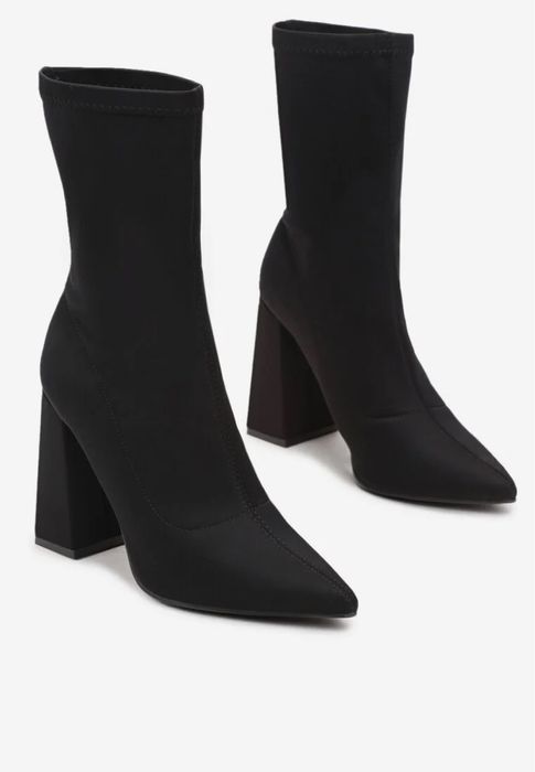 Ботильйони чорні