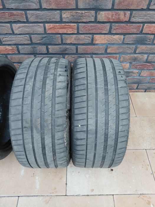 MICHELIN Pilot Sport 4 275/35 R19; 245/40 R19