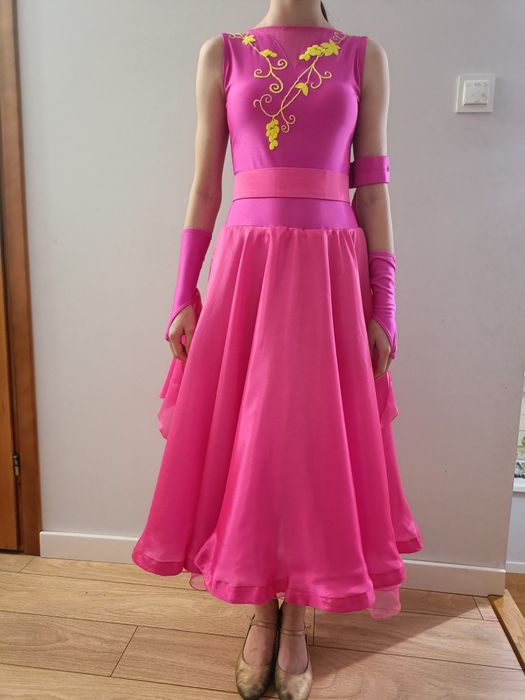 Suknia sukienka do standardu