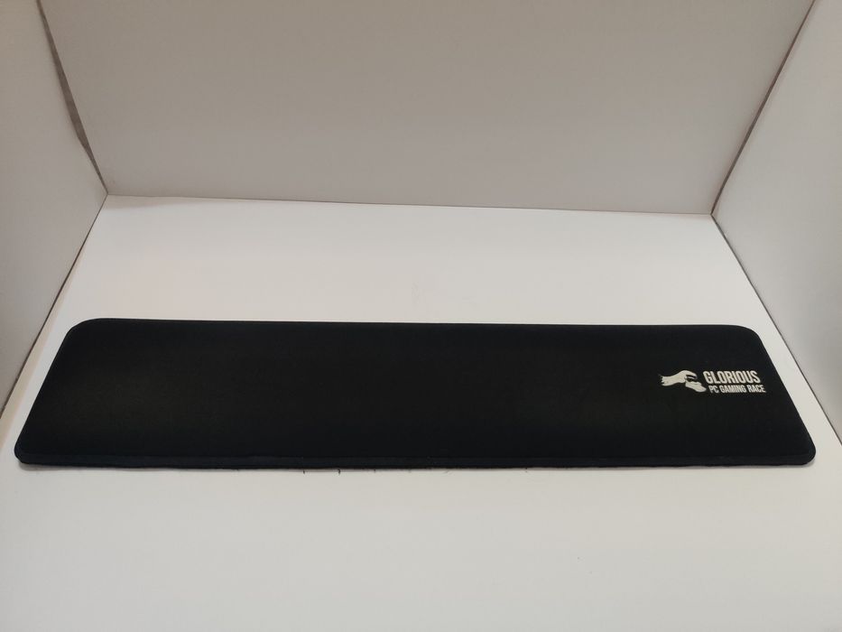 Apoio de Pulso Glorious PC Gaming Race