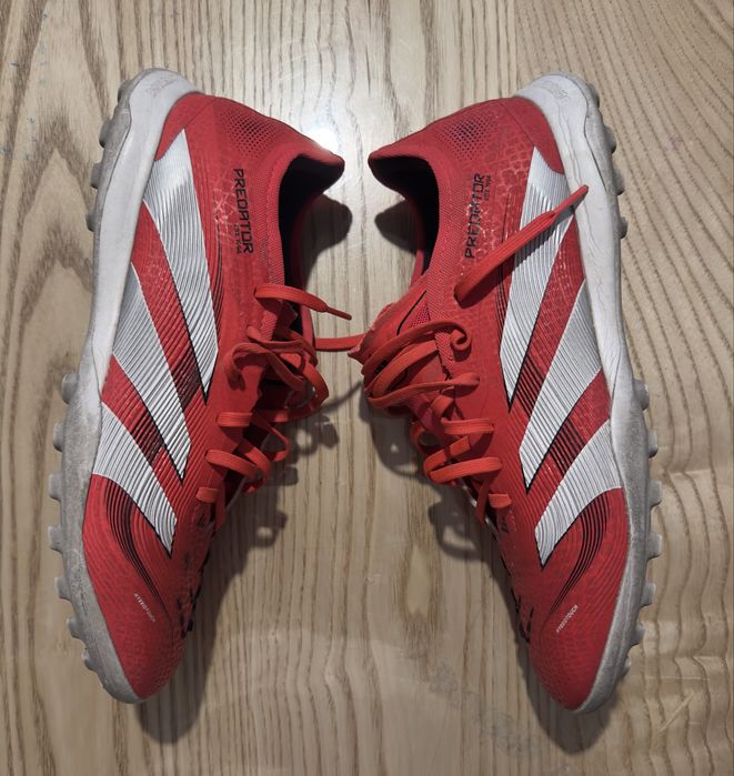 Chuteira de Futebol Predator Pro Piso Sintetico