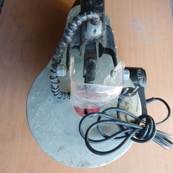 Лобзіковий станок