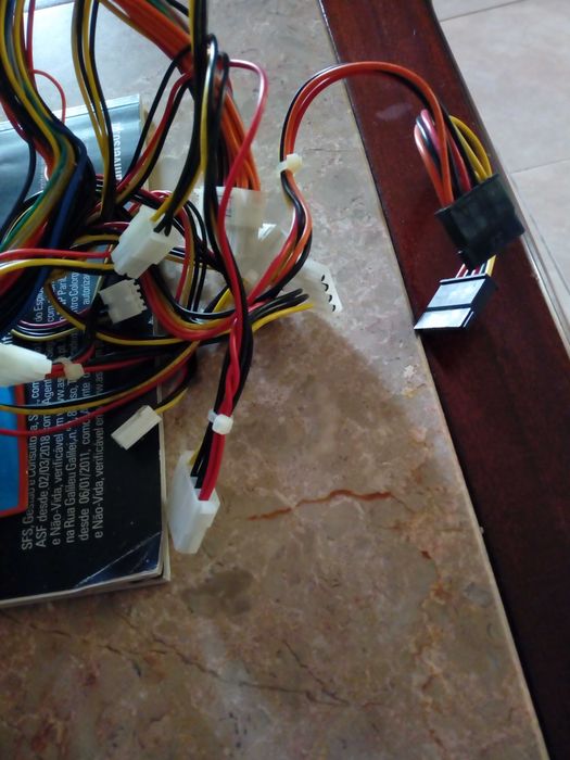 Fonte Sata Trust 420w64738752363905121