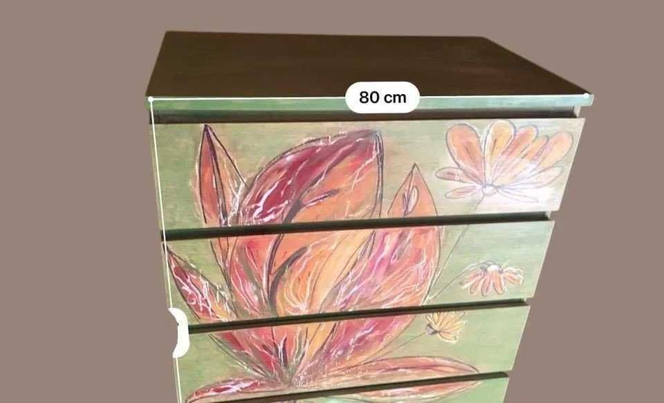 Conjunto de cómoda e espelho antiga cômoda do ikea, pintada a mão