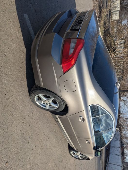 Задній бампер Volvo XC60 XC70 P3 V60 r-design  V70 S80 V50