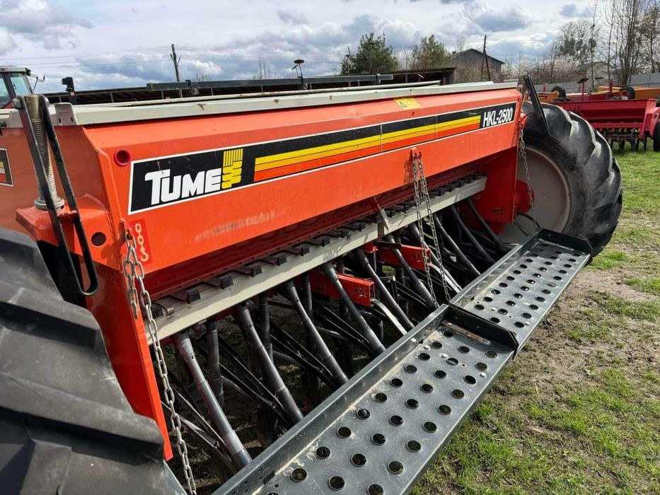 Сівалка зернова причіпна анкерна з міндобривом 2.5м TUME HKL 2500 (СЗ)