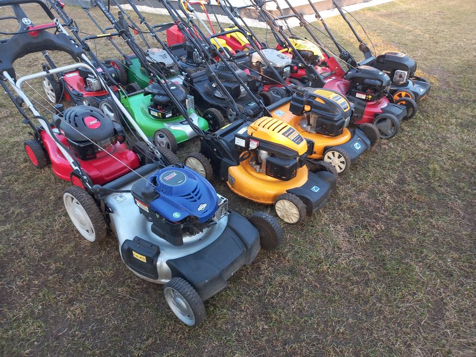 Kosiarka spalinowa Briggs Honda z napędem wyrzut boczny