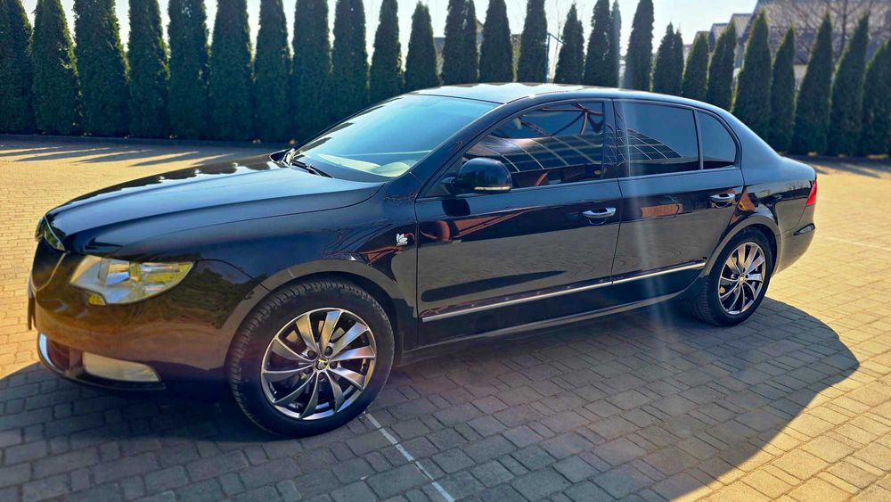 Авто Шкода Суперб 2011року з 1.6ТДІ, Чорний седан! 234тис пробігу.