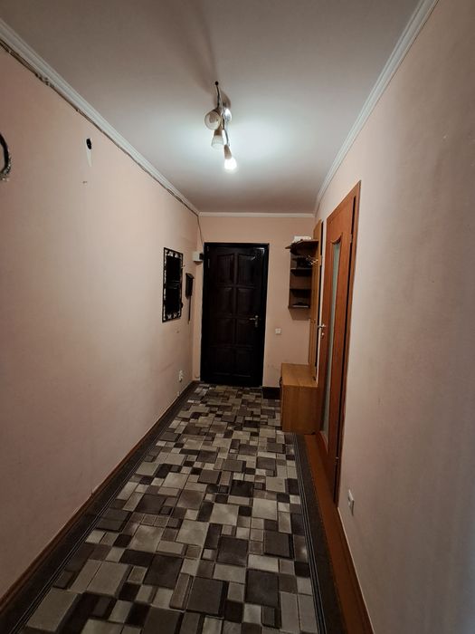 Продаж 2-кімнатної квартири