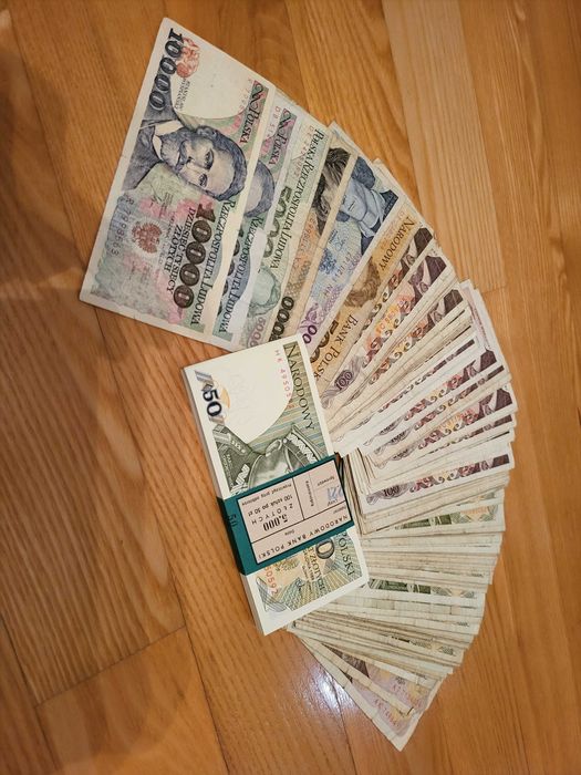 PRL banknoty plus paczka bankowa