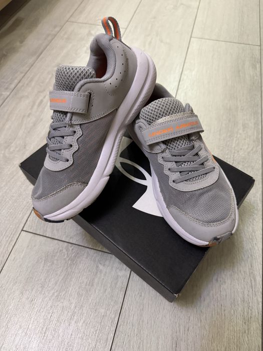 Кросівки Under Armour UK 2