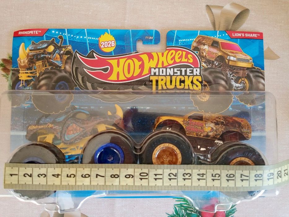 Хотвилс набор машин.