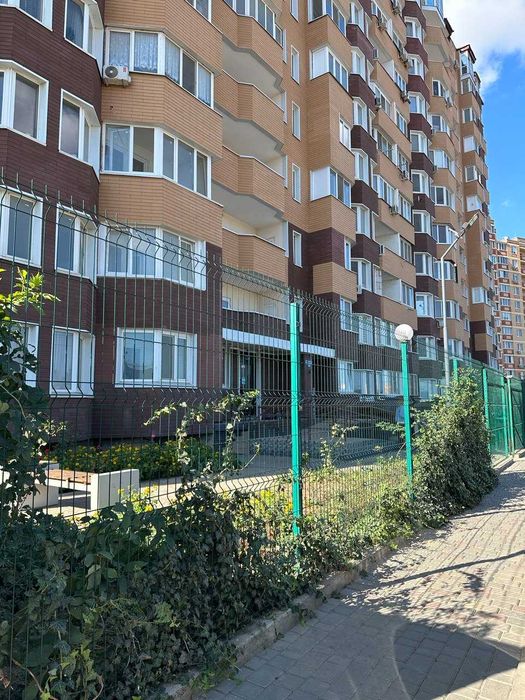 Продам просторную "Евродвушку"в НОВОМ Доме ЖК"Новая Европа"/ Школьная