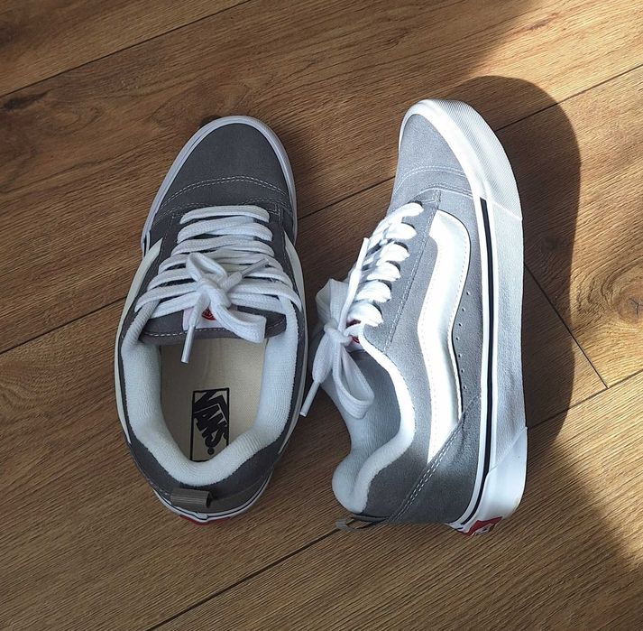 Vans buty Knu Skool, praktycznie nowe, rozmiar 39 (25 cm)