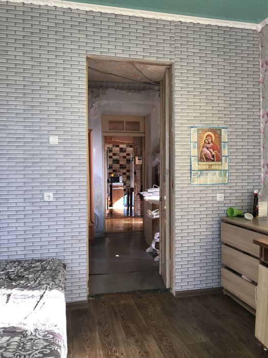 Продаж невеликого будинку р- н КРЕС  Покровський