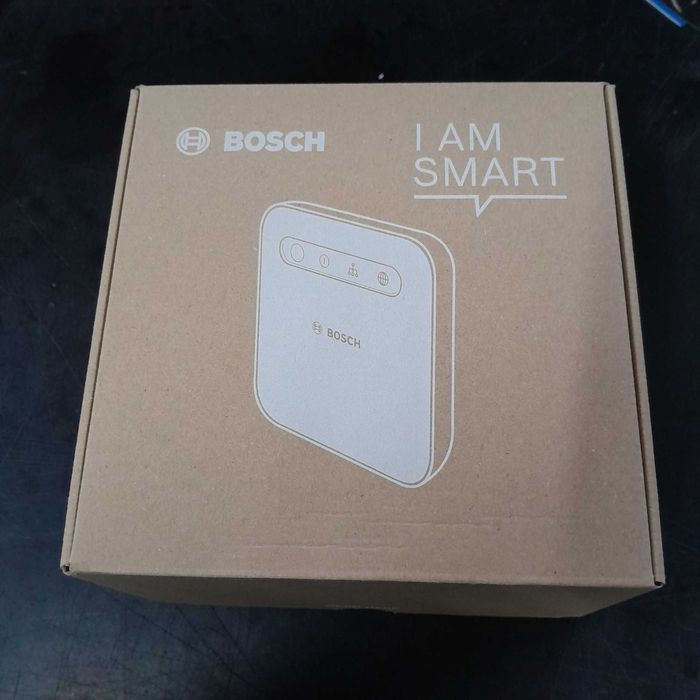 Контроллер умного дома Bosch Smart Home Controller 2 Блоk
