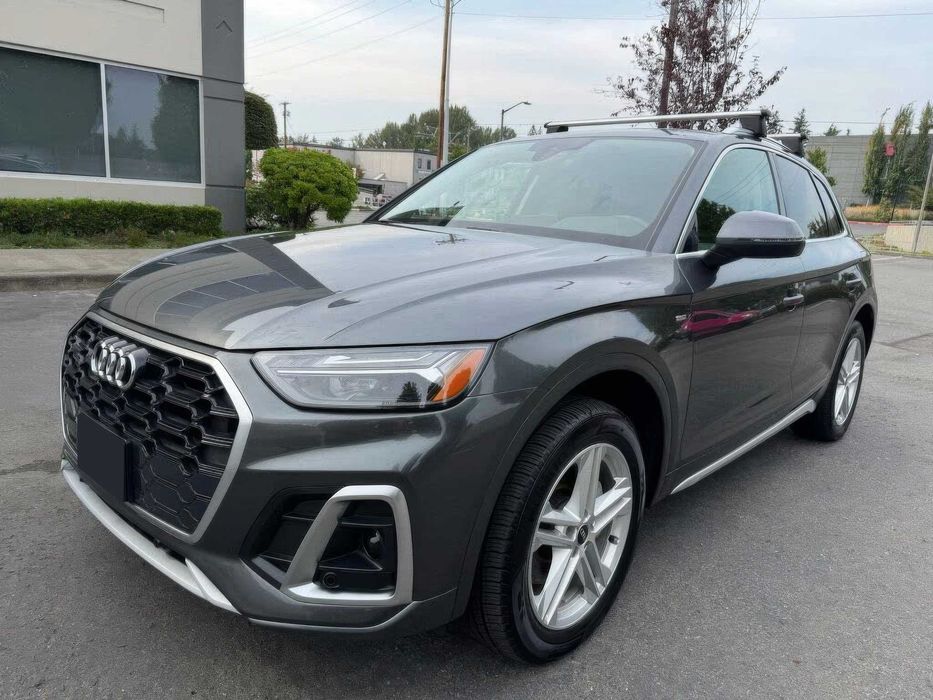 Audi Q5 Hybrid quattro Premium S Line      2022