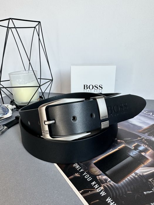 Pasek ze skóry naturalnej w styly Boss