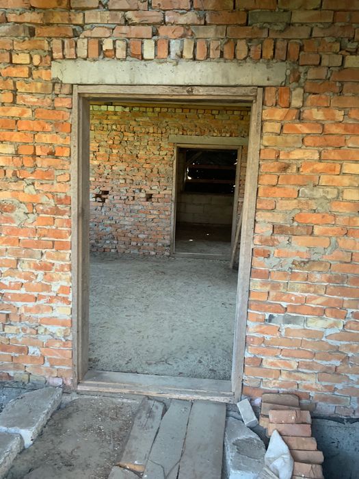 Будинок без внутрішніх робіт