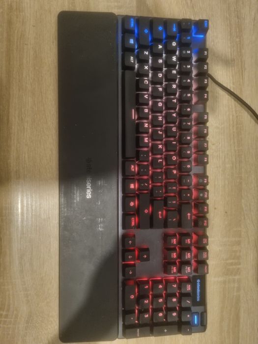 Steelseries apex 5