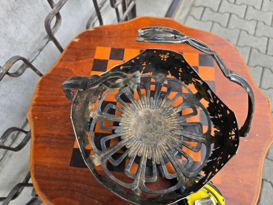 Stary posrebrzany duży koszyk liść klonu plater