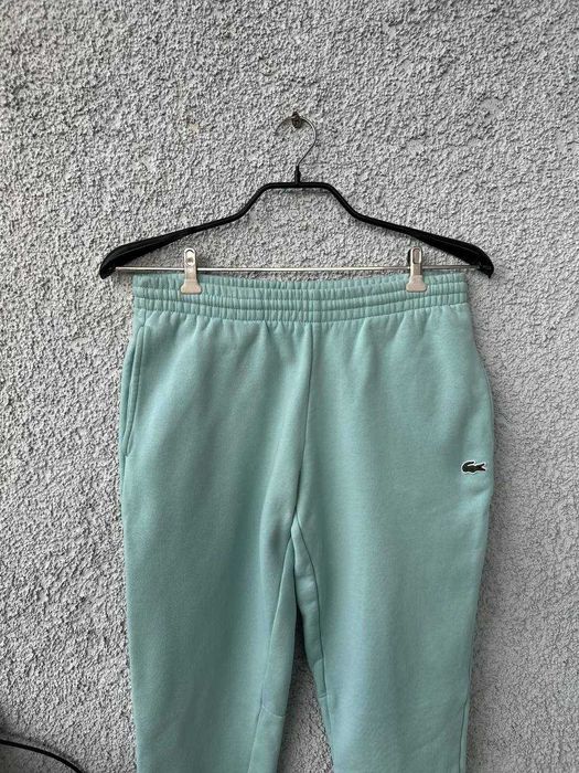 Спортивні штани Lacoste