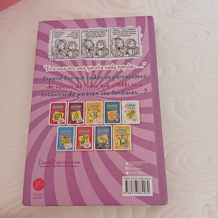 Livro diário  de uma totó 8