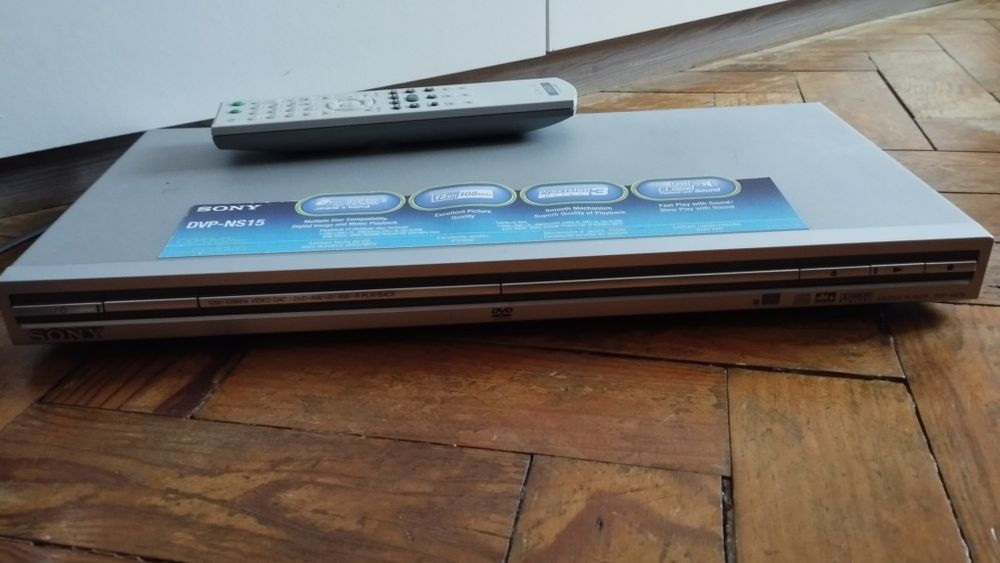 CD/DVD player SONY DVP-NS15 de 2006