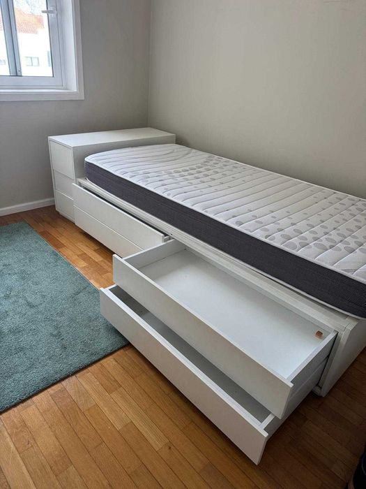 Cama solteiro com gaveta e colchão